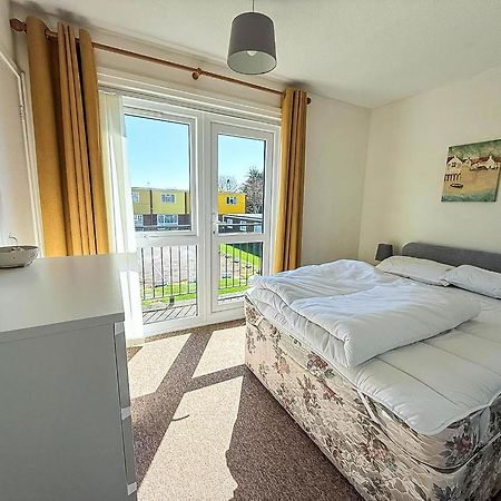 Lovely 4 Berth Chalet To Hire In Hemsby Nearby The Beach Ref 18177B المظهر الخارجي الصورة
